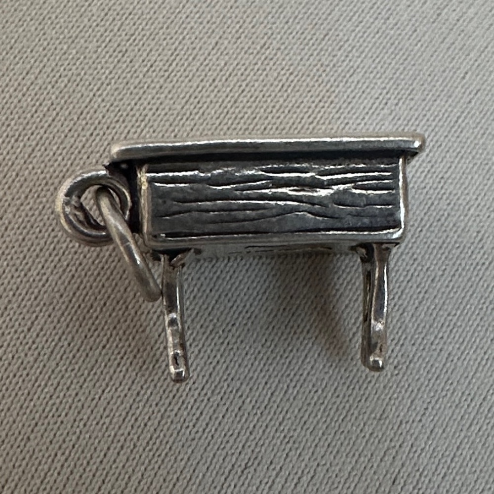 Sterling Silver Vintage Desk Charm - Picture 8 of 8